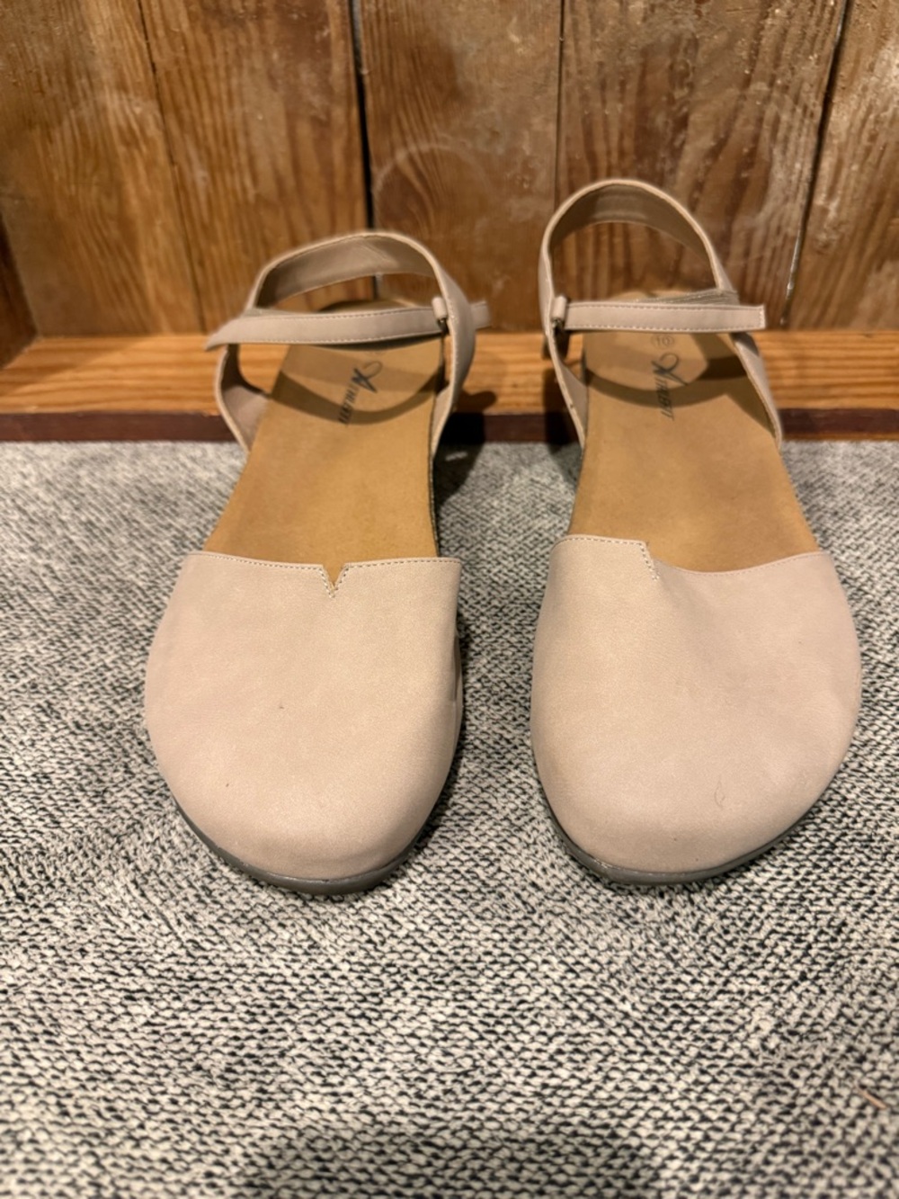 Women's Ankle-Strap Flats in Light Taupe